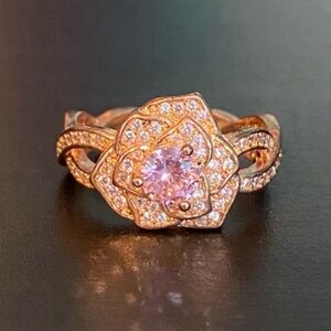 Fragrant Jewels I Heart U Flower Rose Ring Pink/Gold- Size 6.